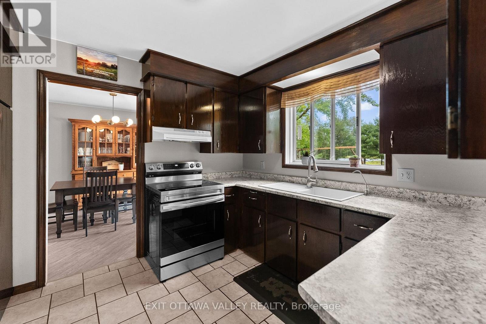 1292 GREEN LAKE ROAD - Image 11