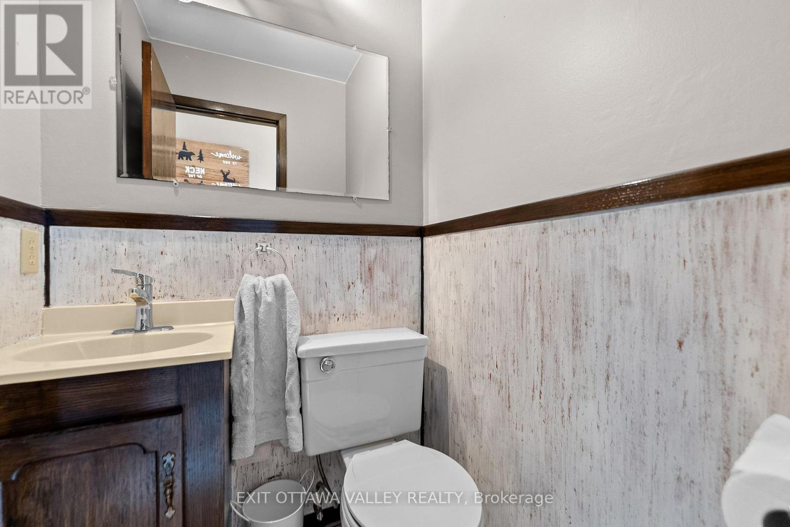 1292 GREEN LAKE ROAD - Image 12