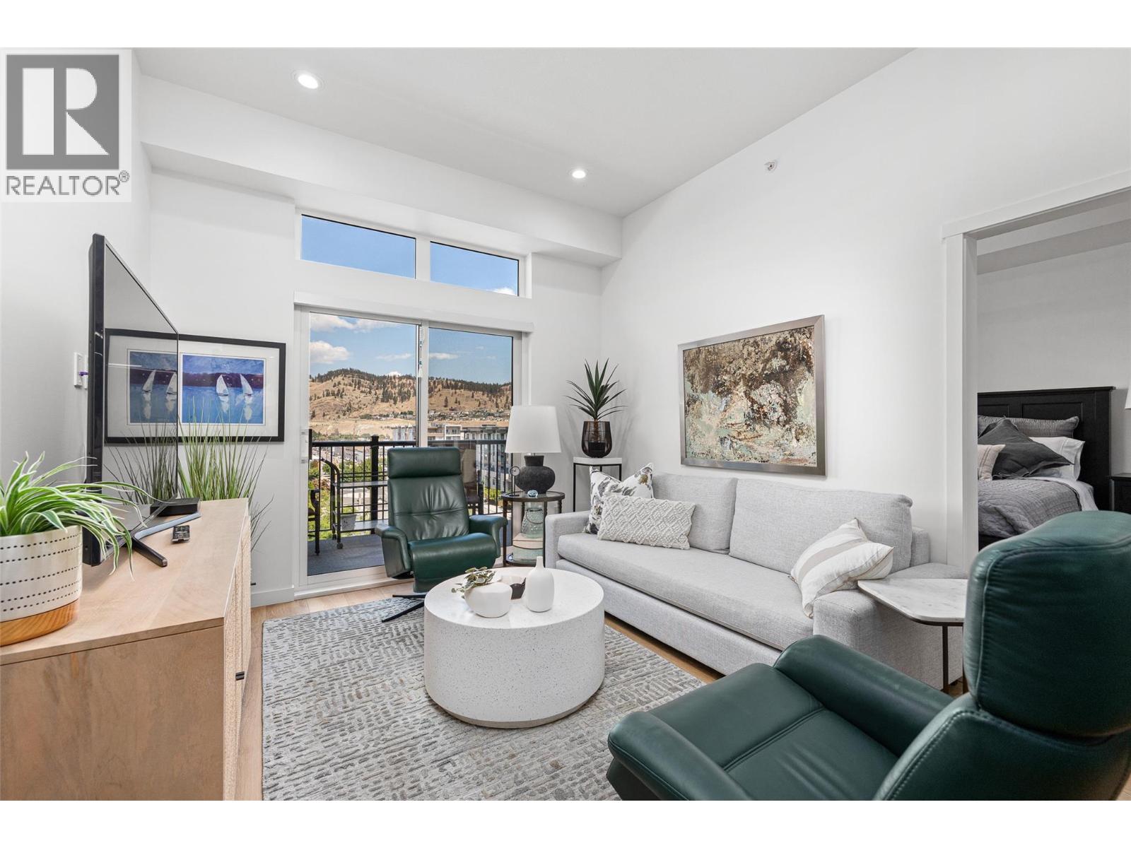 #607 660 Cawston Avenue - 15
