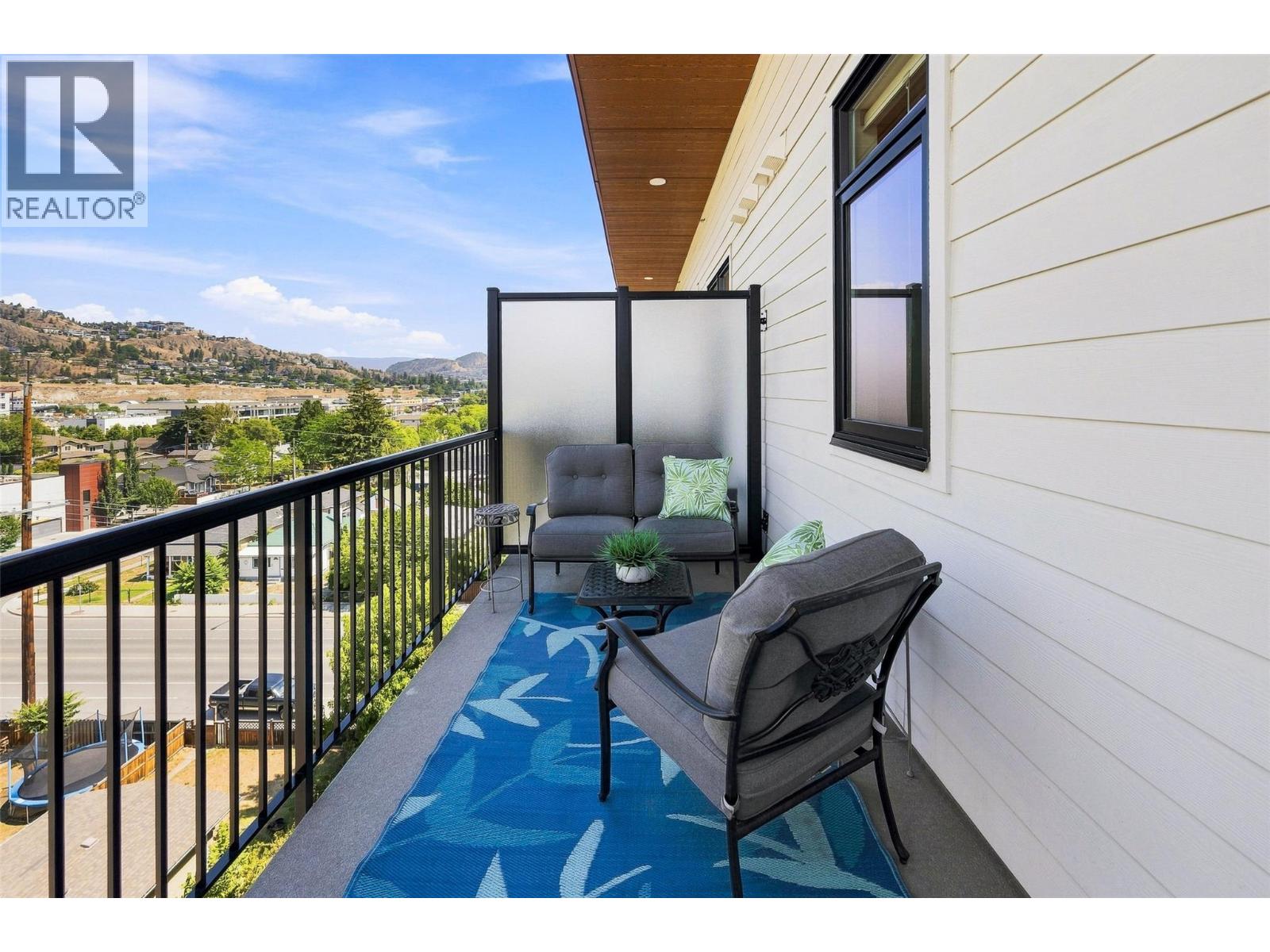 #607 660 Cawston Avenue - 24