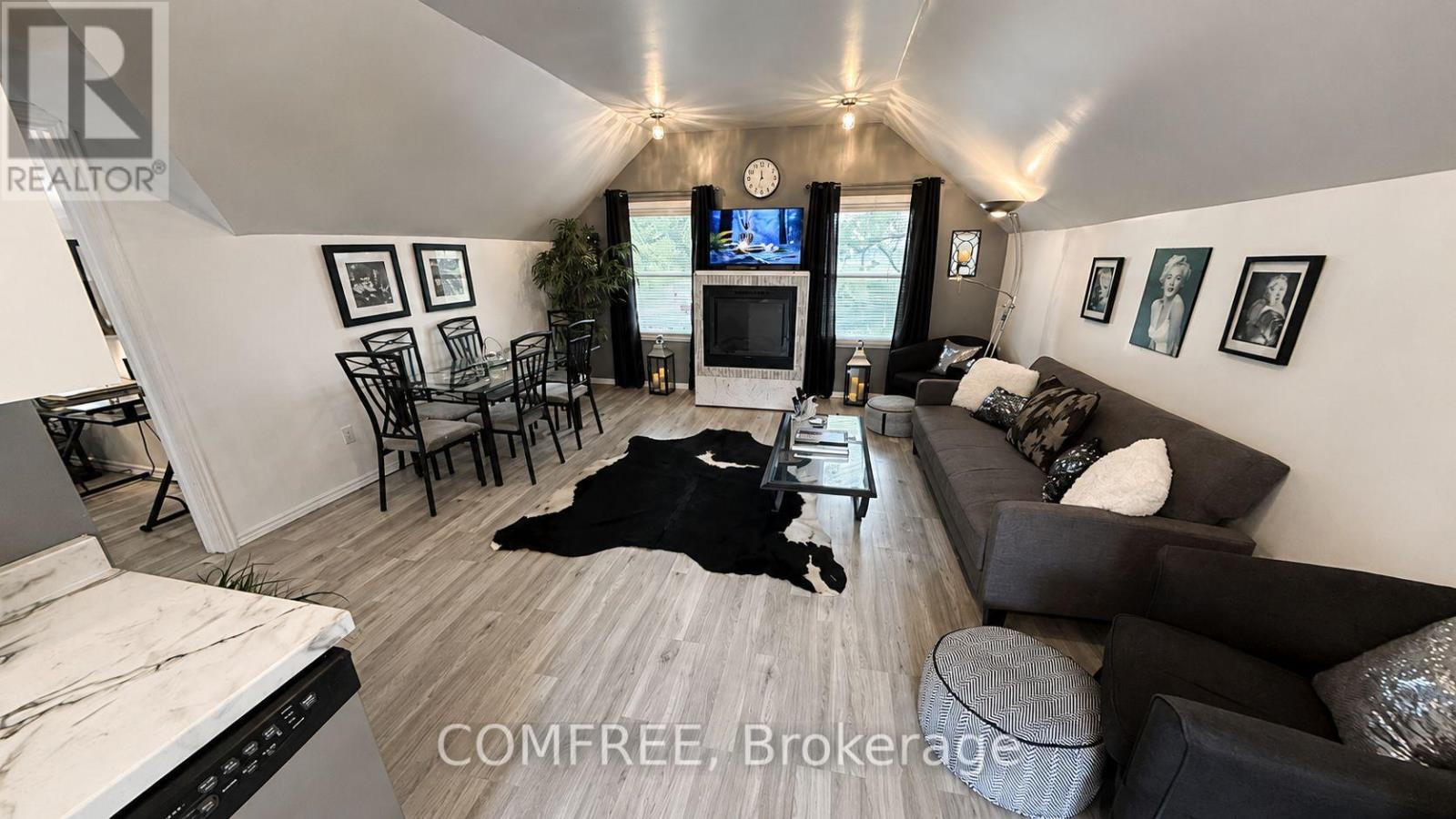 8950 BROWN ROAD - 20