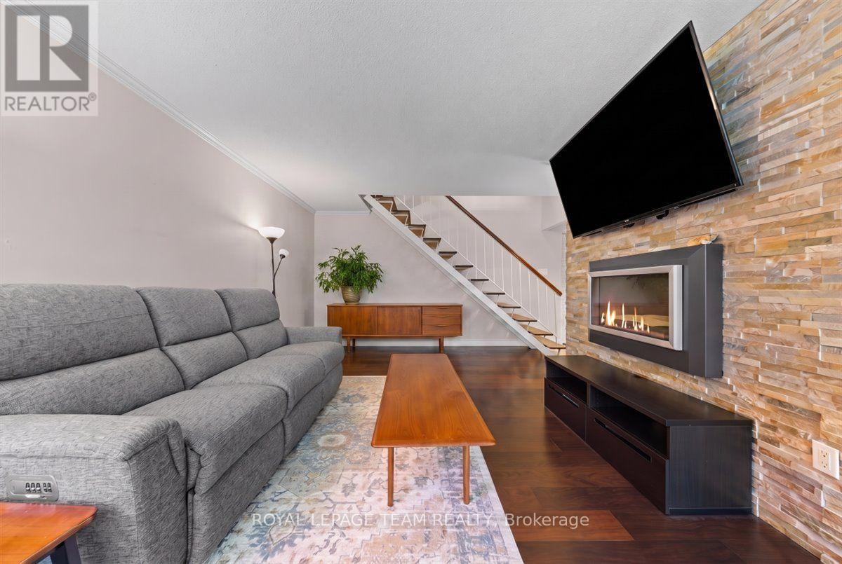 #201 12 CORKSTOWN ROAD - Image 6