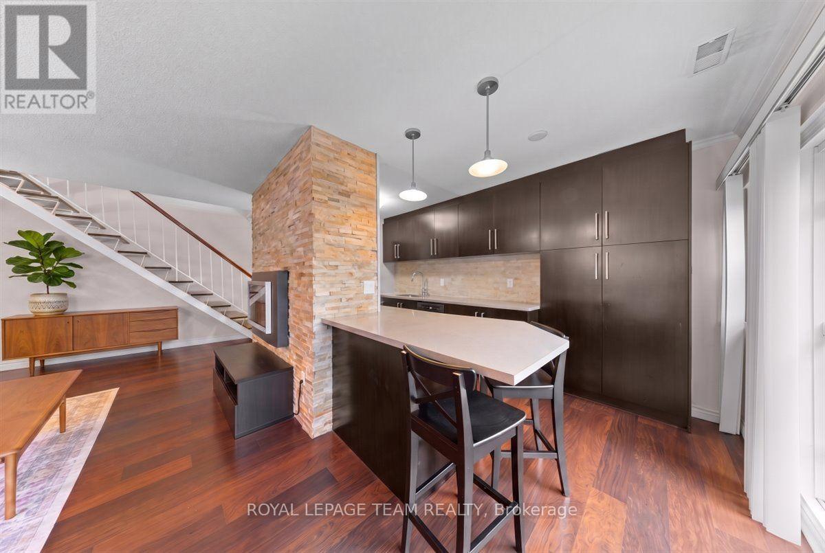 #201 12 CORKSTOWN ROAD - Image 9