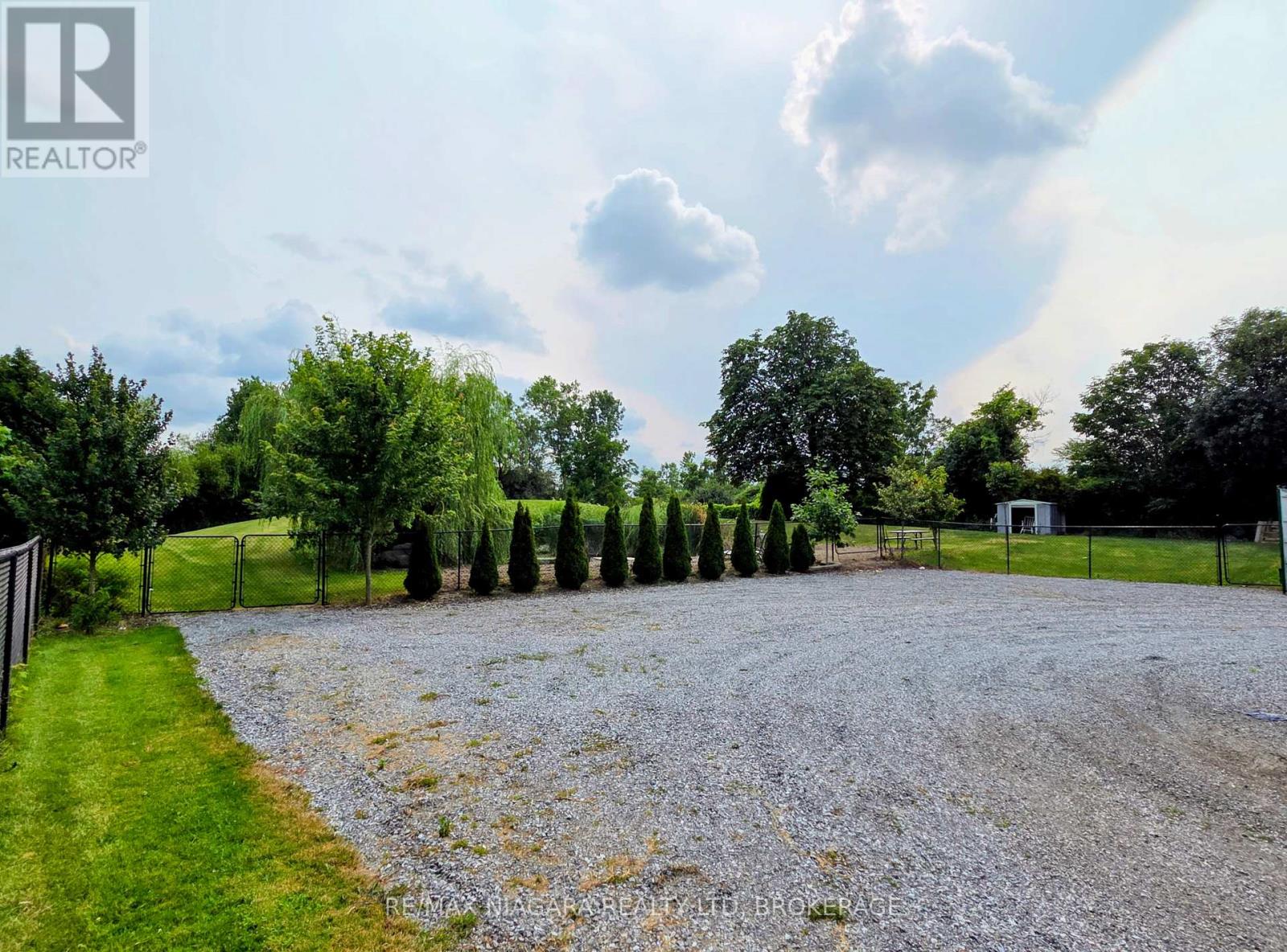 1487 BARRON ROAD - Image 21