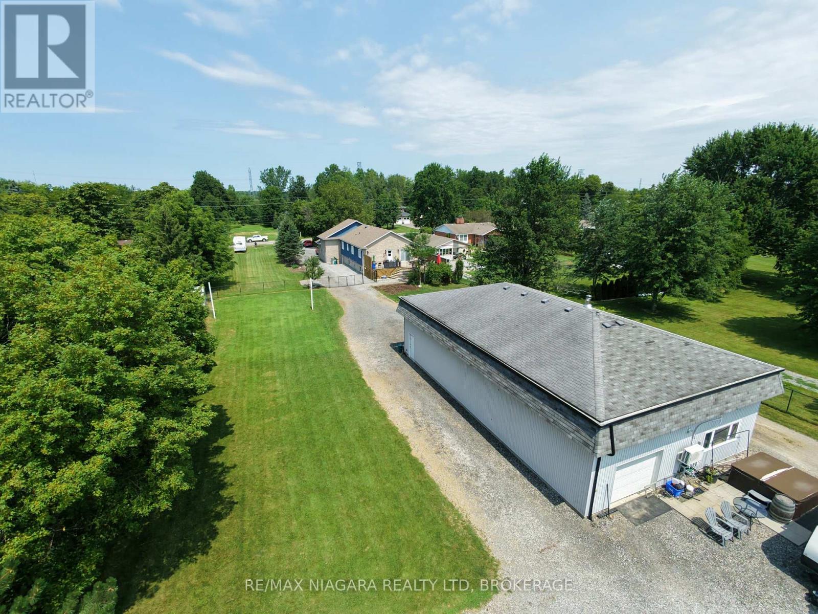 1487 BARRON ROAD - Image 29
