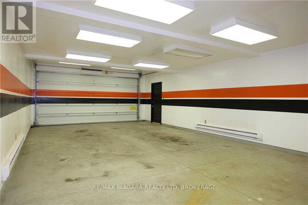 1487 BARRON ROAD - Image 34
