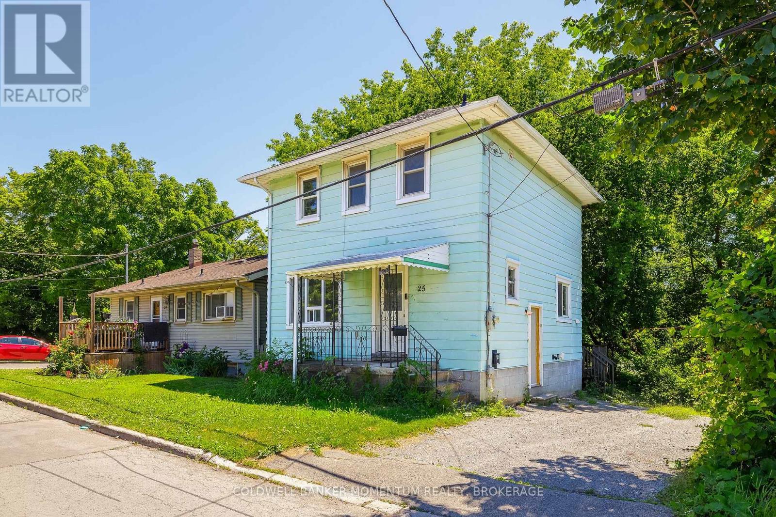 25 GALE CRESCENT - 1