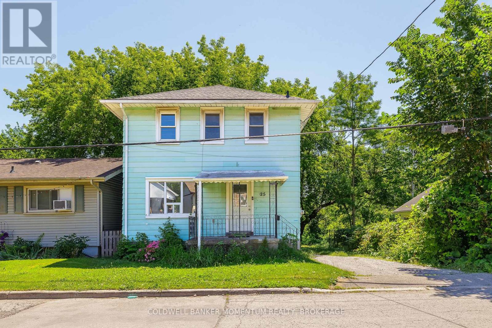 25 GALE CRESCENT - 2