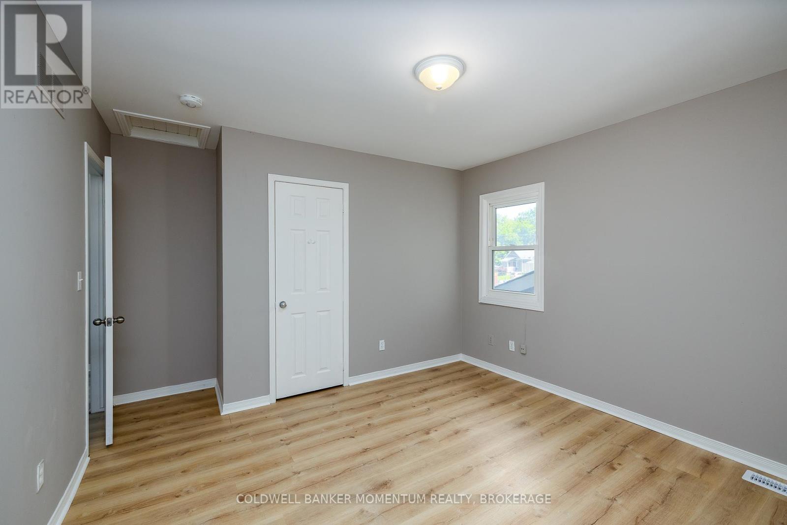 25 GALE CRESCENT - Image 21