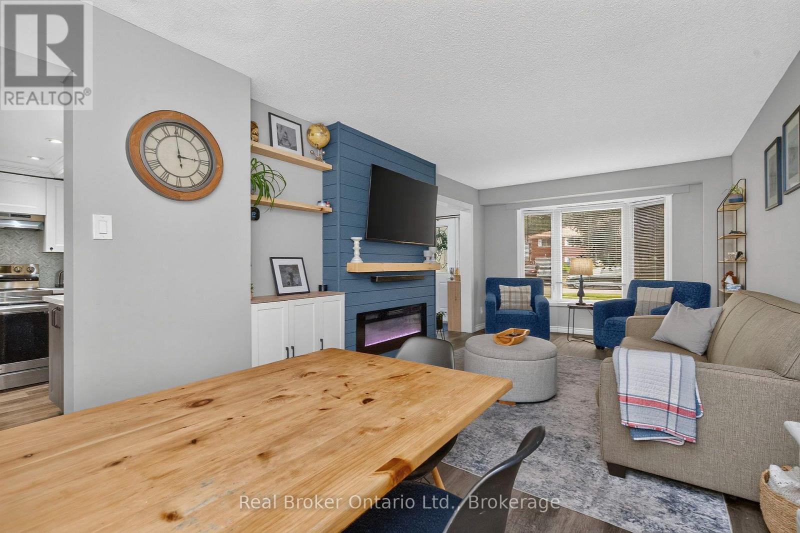 163 WOODLAND DRIVE - 11