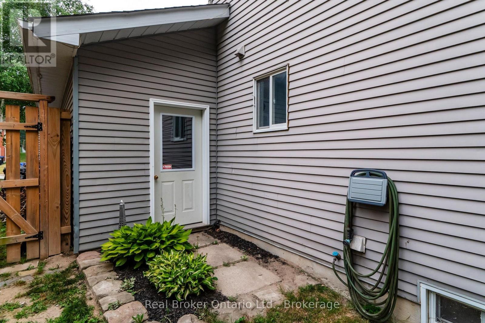 163 WOODLAND DRIVE - Image 37