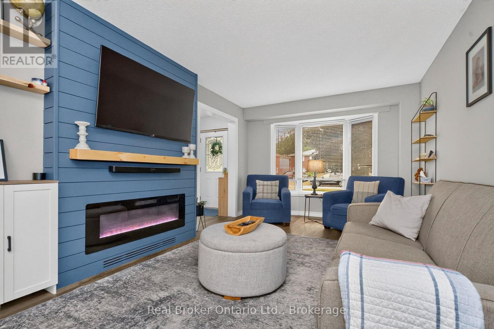 163 WOODLAND DRIVE - 12