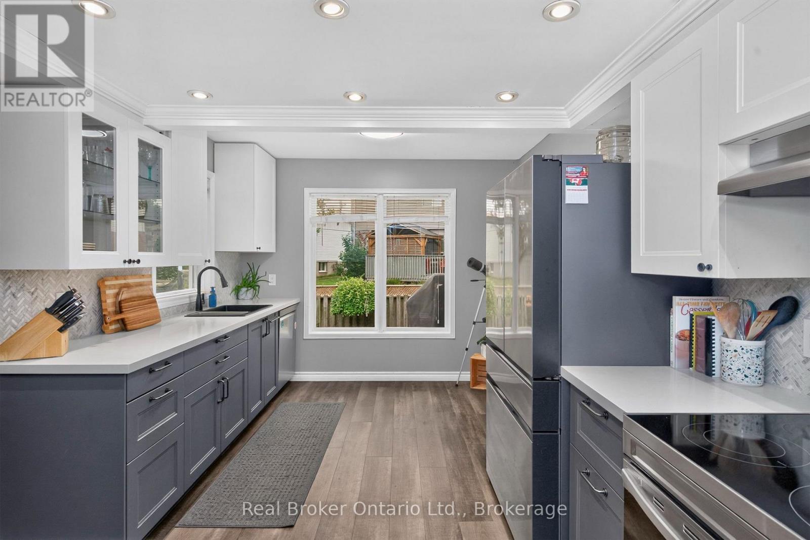 163 WOODLAND DRIVE - 5