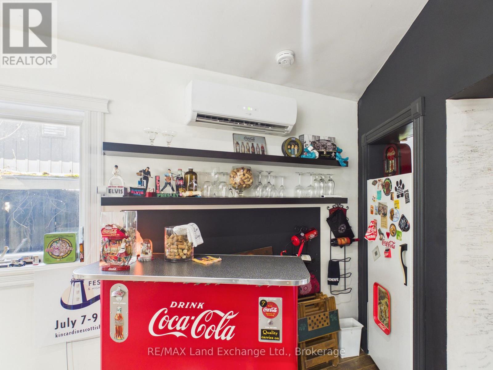 15 NORTH CEDAR LANE - 28