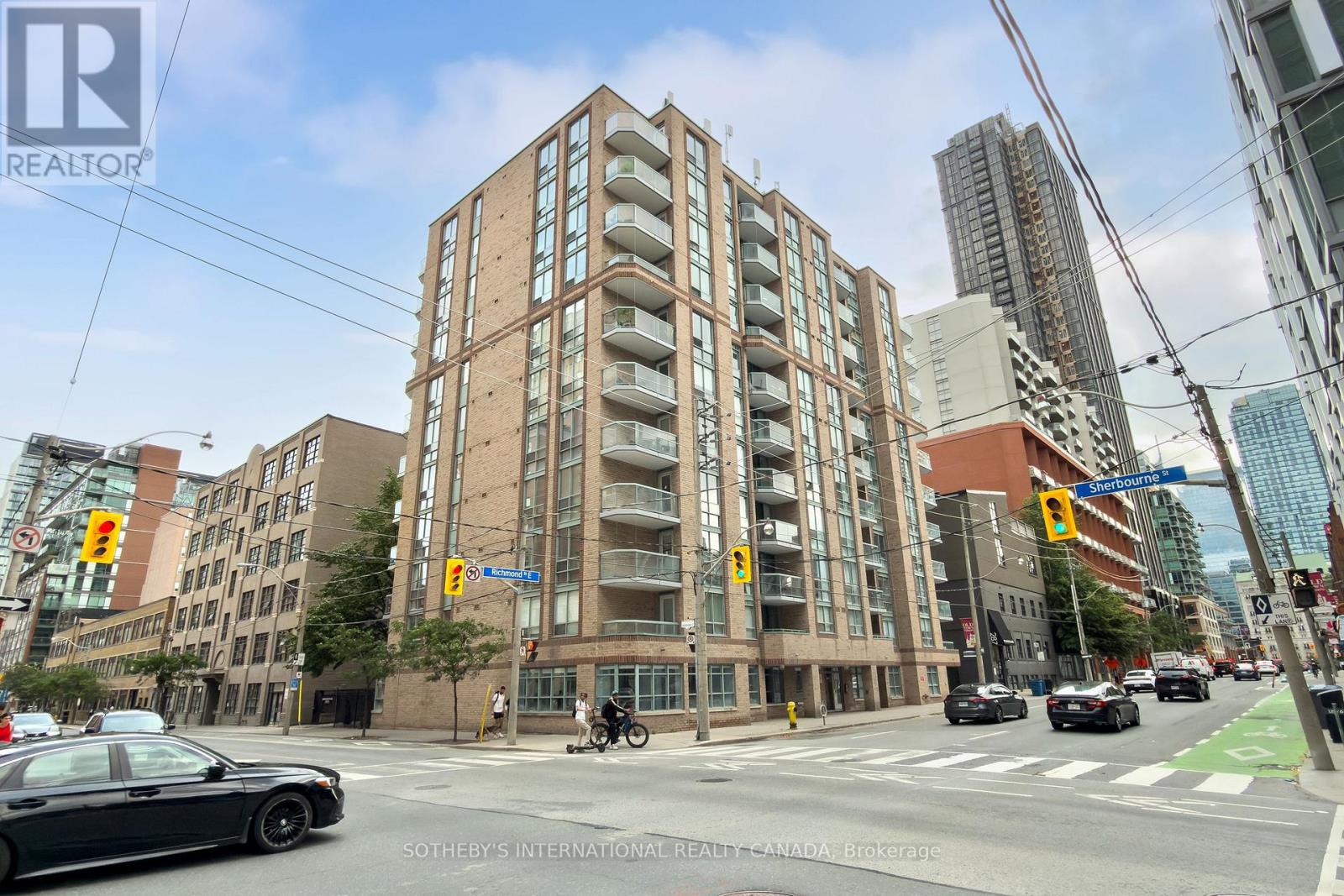 #408 311 RICHMOND STREET - 1