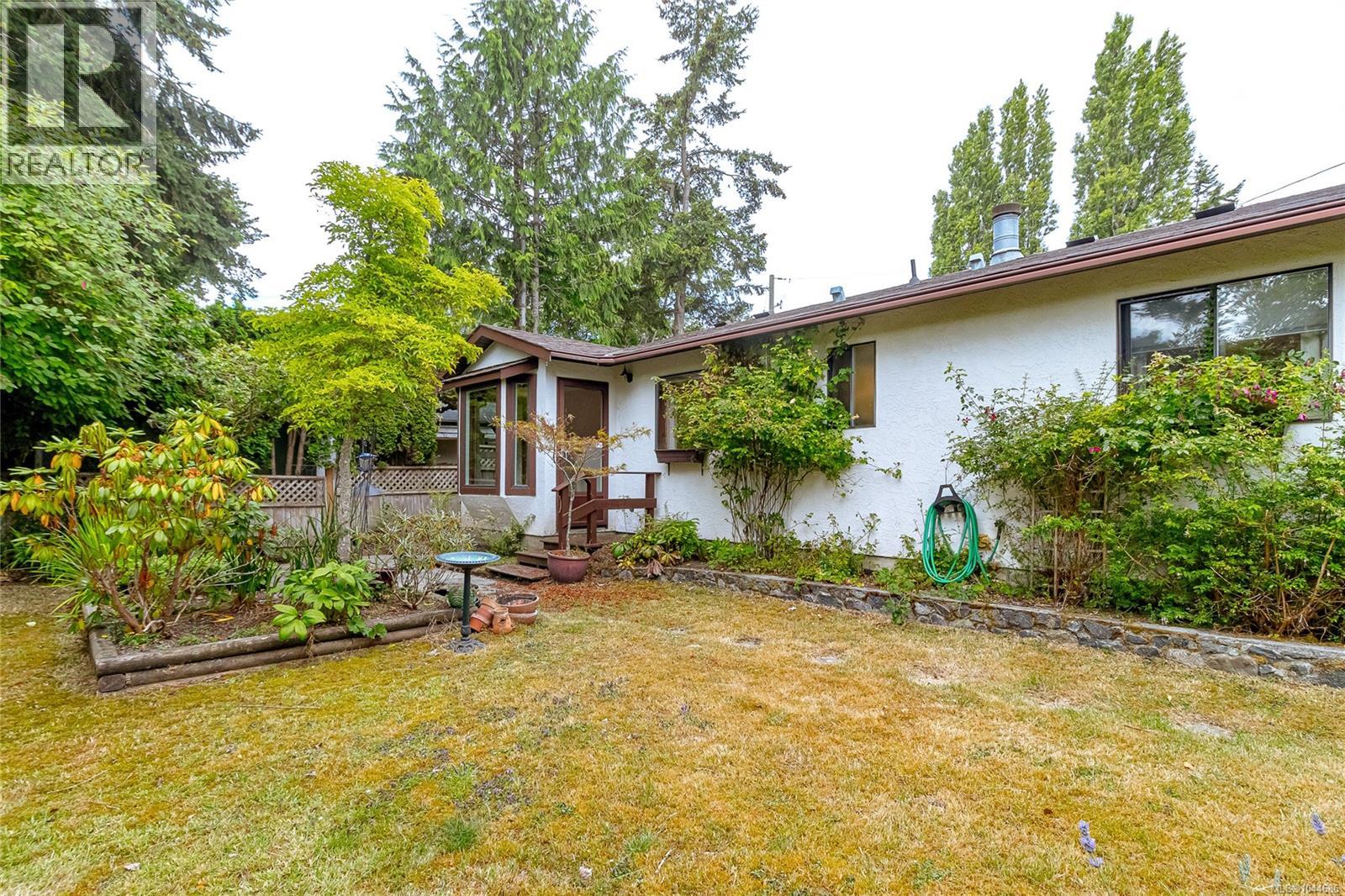 A-1143 Munro St - 33
