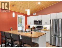 31 Takhini Meadows Drive, Whitehorse North, YT Y1A7A2 Photo 36