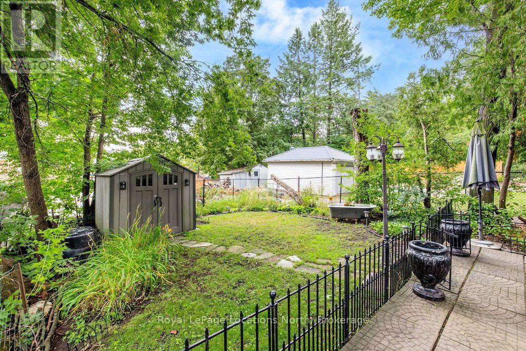 29 TECUMSETH STREET - 43