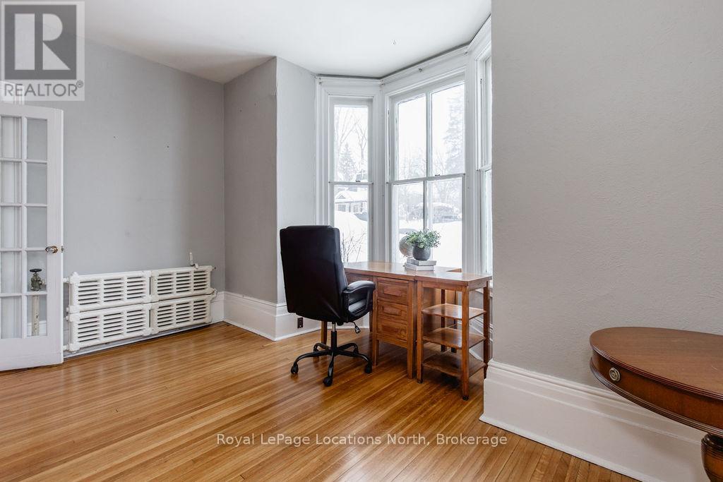 29 TECUMSETH STREET - 7
