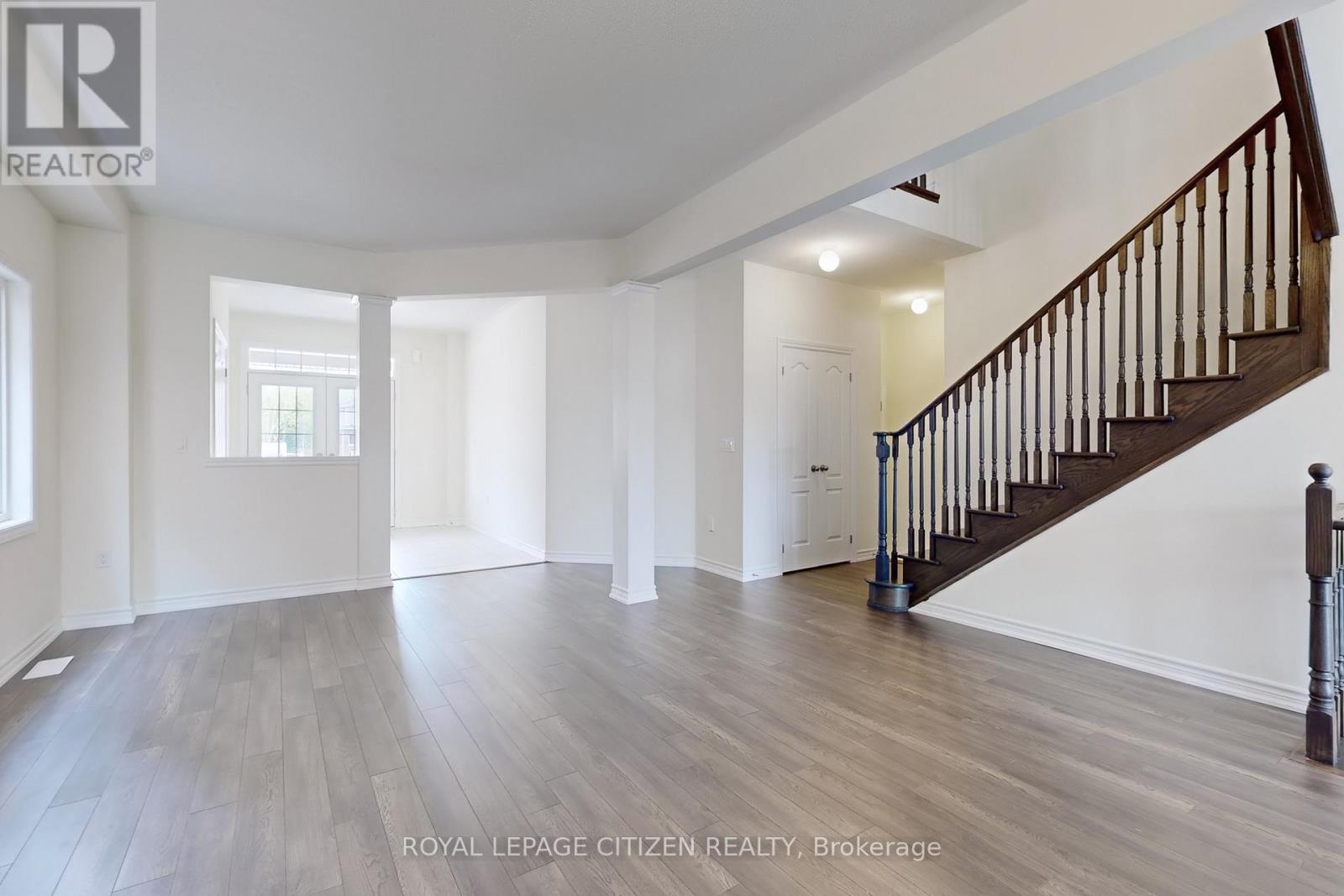 123 CLIFF THOMPSON CRESCENT - 4