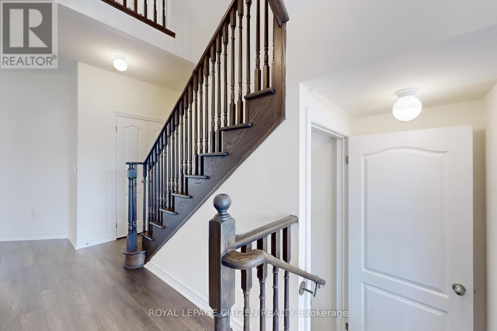 123 CLIFF THOMPSON CRESCENT - 45