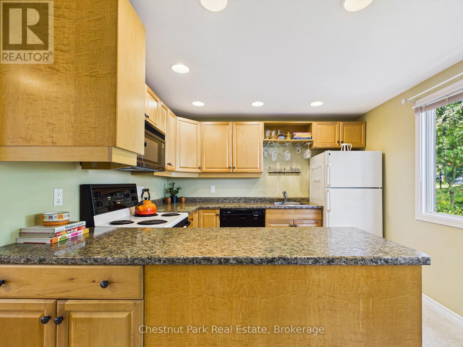 1014 KELLY ROAD - Image 8