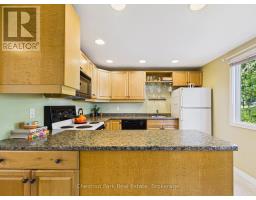 1014 Kelly Road, Lake Of Bays, ON P0B1A0 Photo 8