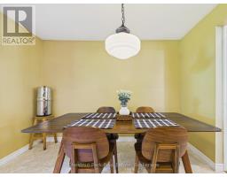 1014 Kelly Road, Lake Of Bays, ON P0B1A0 Photo 9