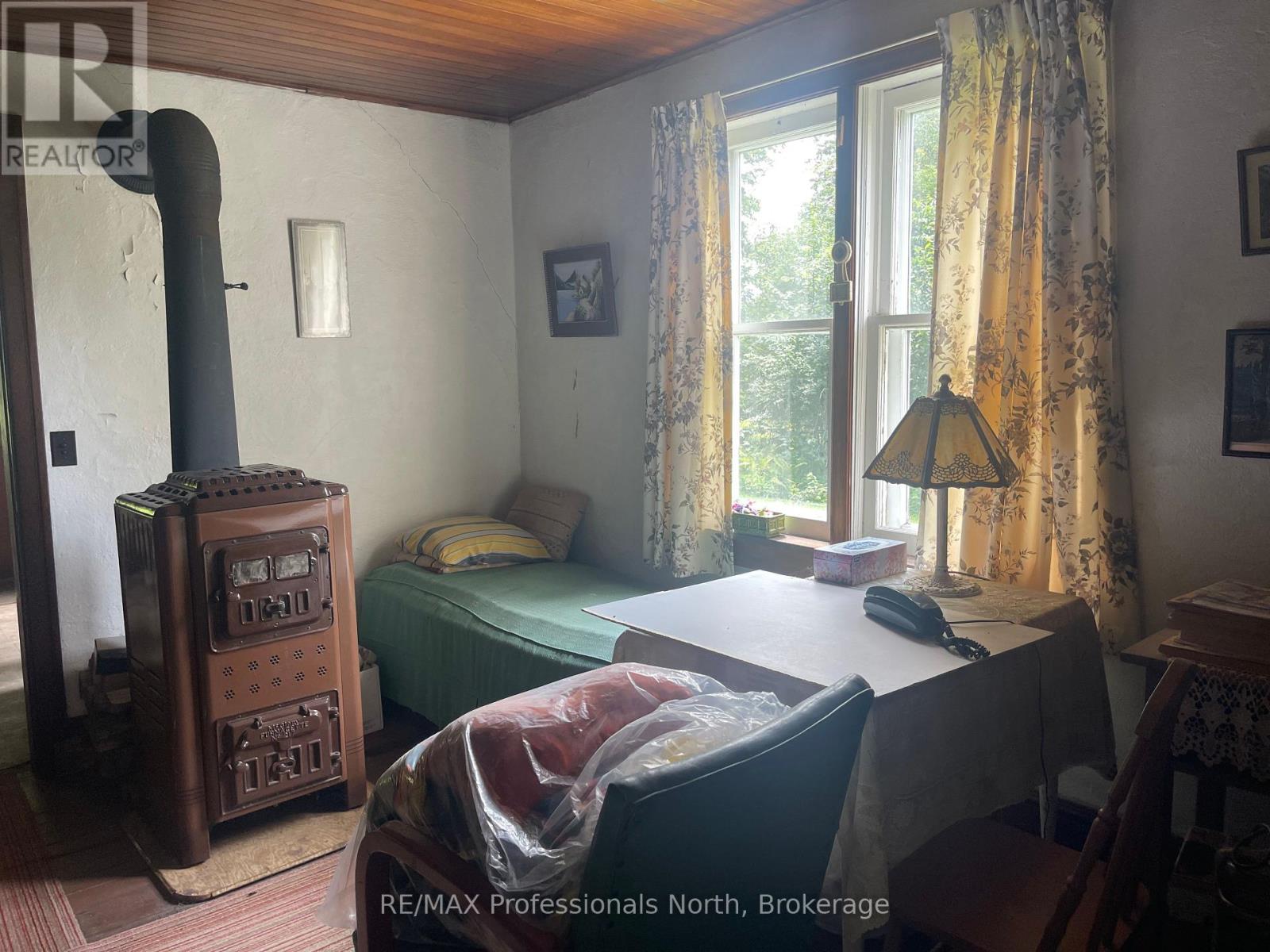 1038 GOODERHAM STREET - Image 7