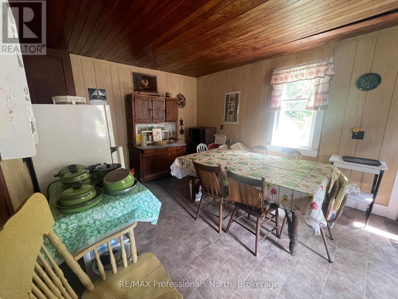 1038 GOODERHAM STREET - Image 8