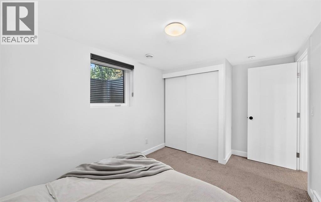 Thumbnail 38