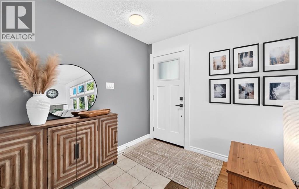 411 Woodland Crescent SE, Willow Park, Calgary photo 4