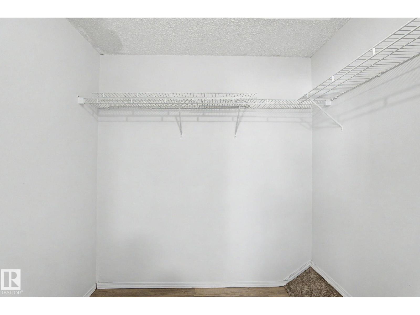 #152 180 BRIDGEPORT BV - Image 16