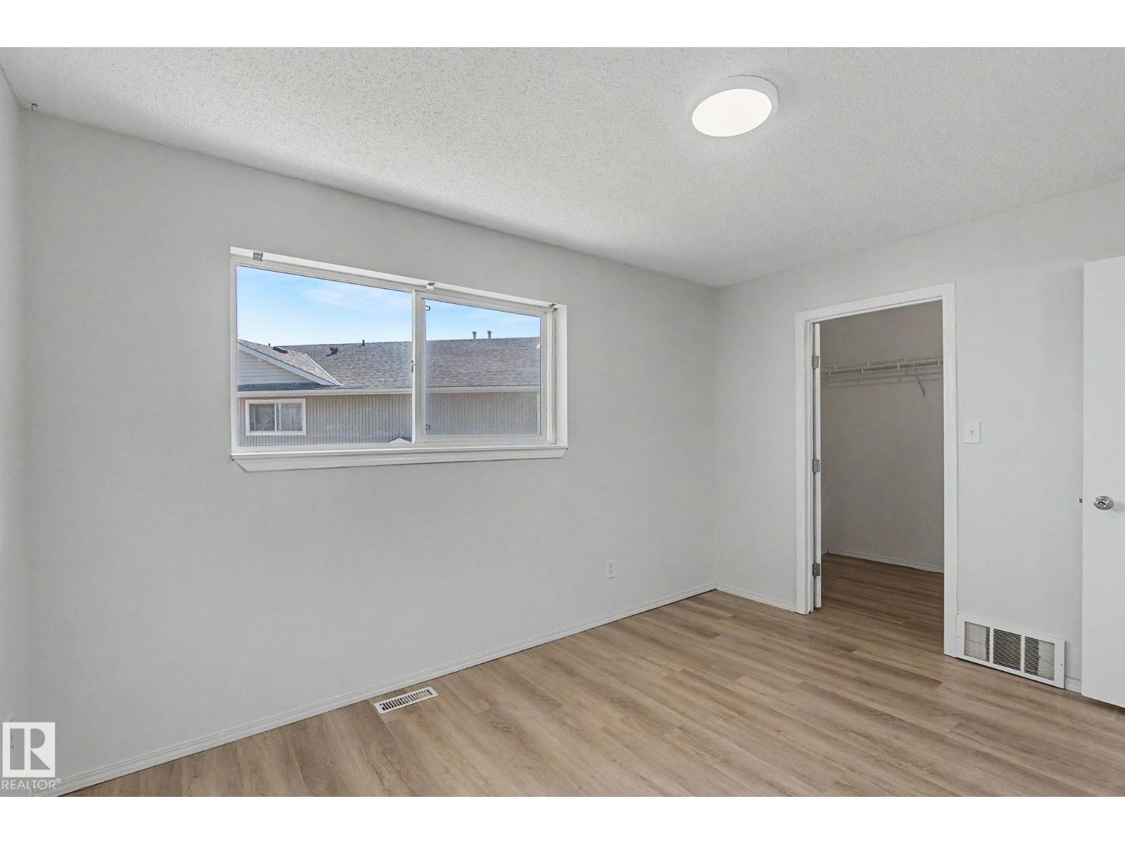 #152 180 BRIDGEPORT BV - Image 17