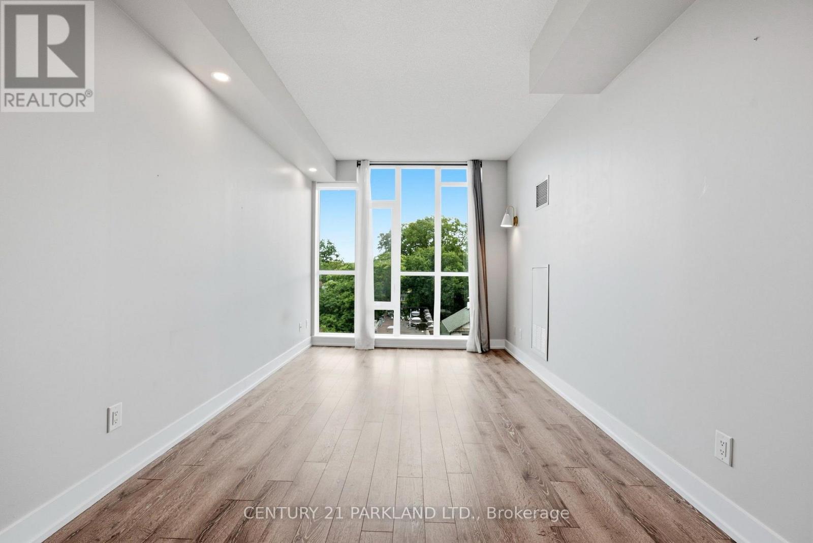 #602 1638 BLOOR STREET W - 21