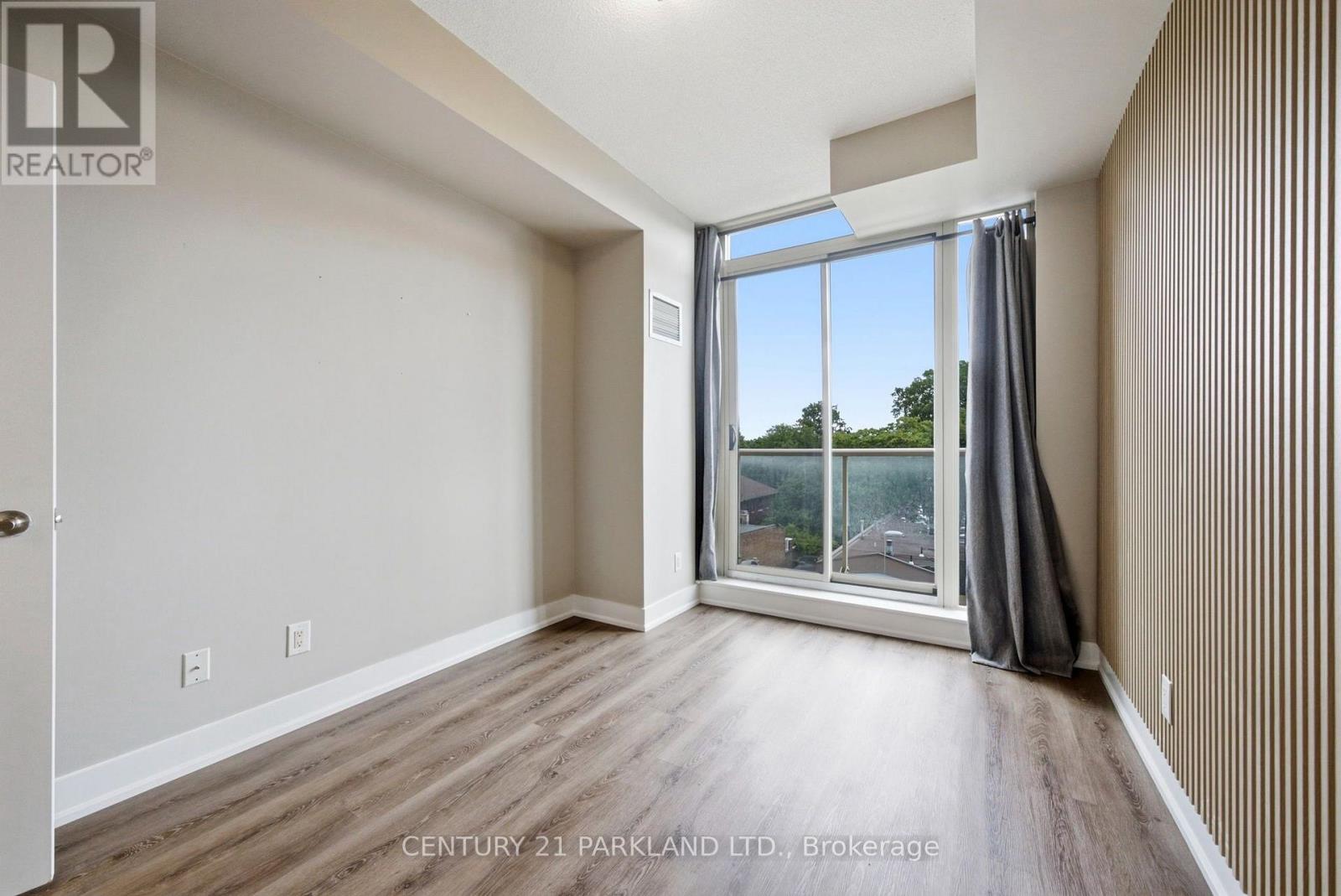 #602 1638 BLOOR STREET W - 29