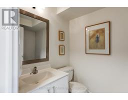 21 Ruby Lang Lane, Toronto, ON M8Z0B8 Photo 25