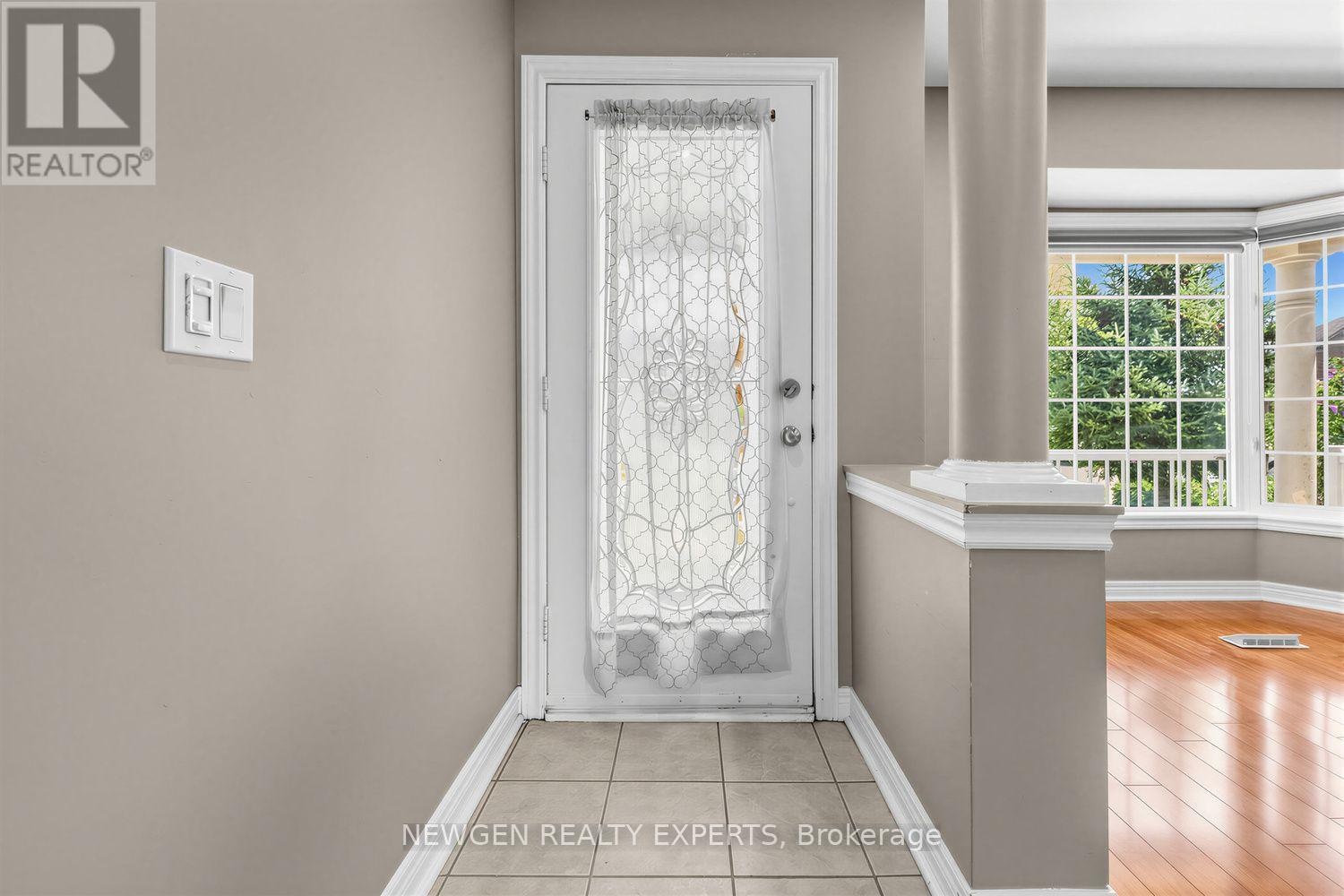 10 CHECKERBERRY CRESCENT - 7