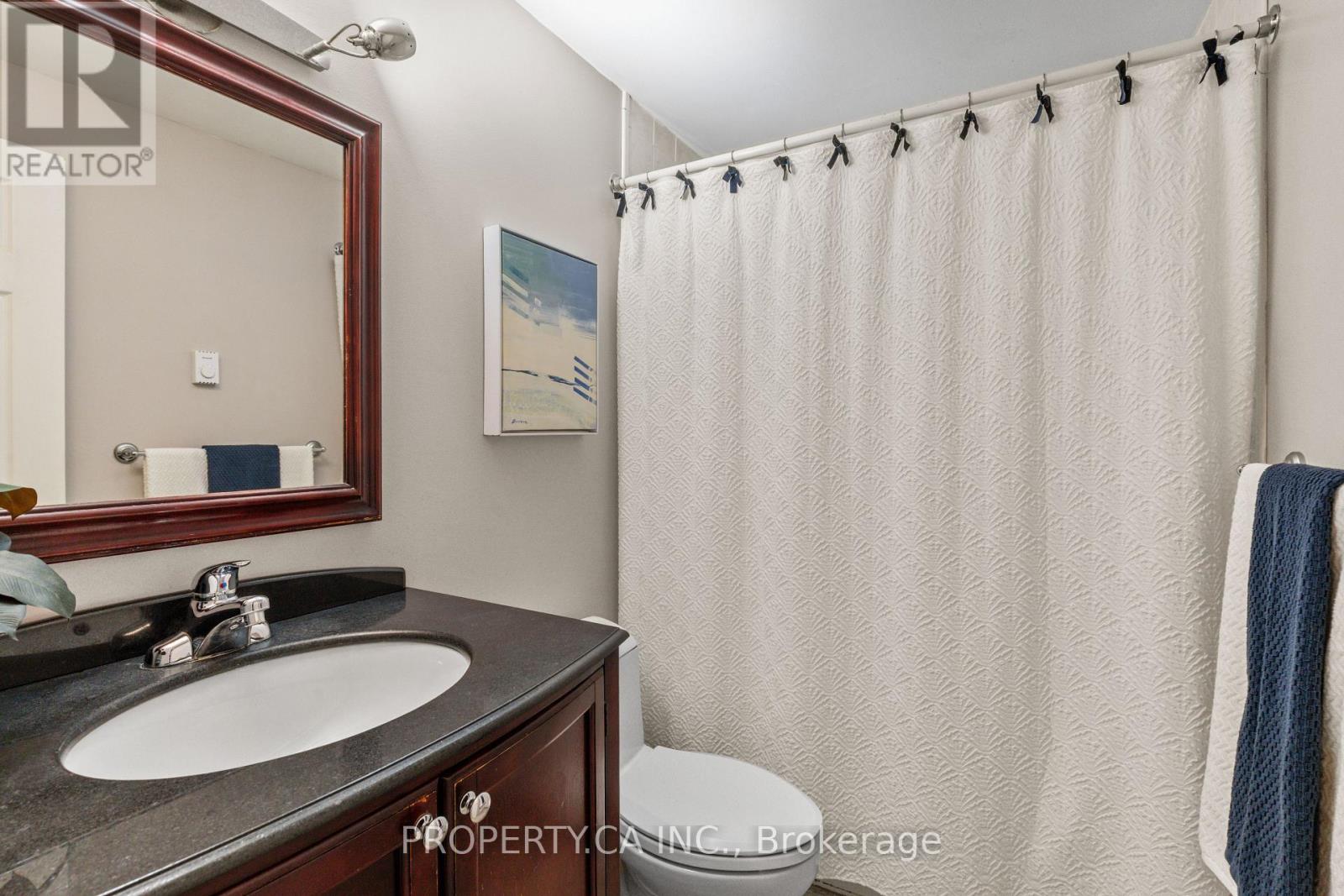 37 GLADSTONE SQUARE - 19