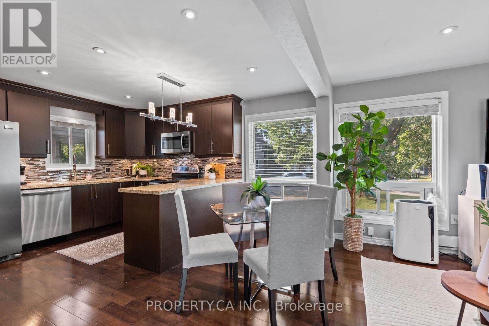 37 GLADSTONE SQUARE - 4