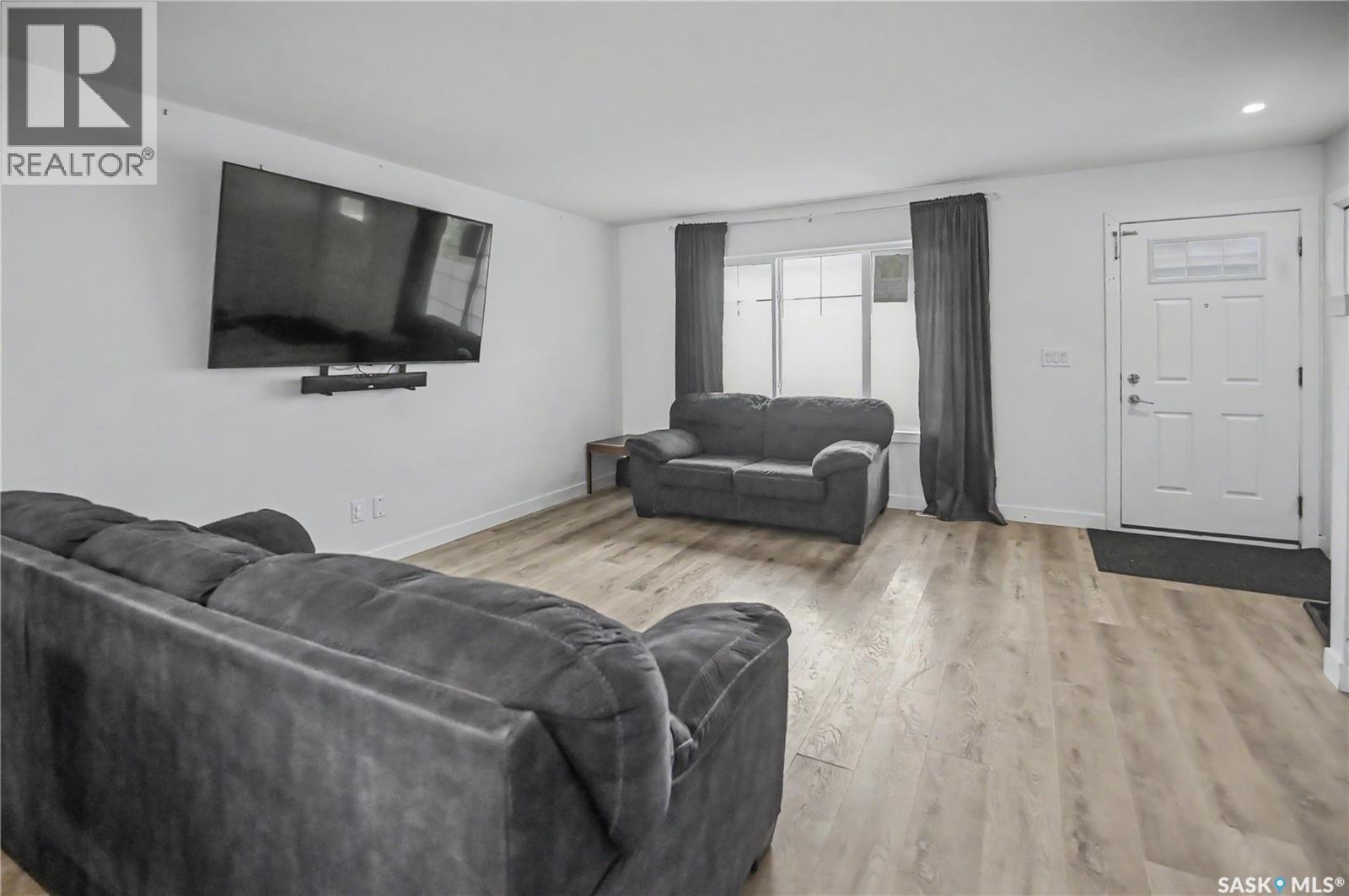 #106 Westfield ROAD - 5