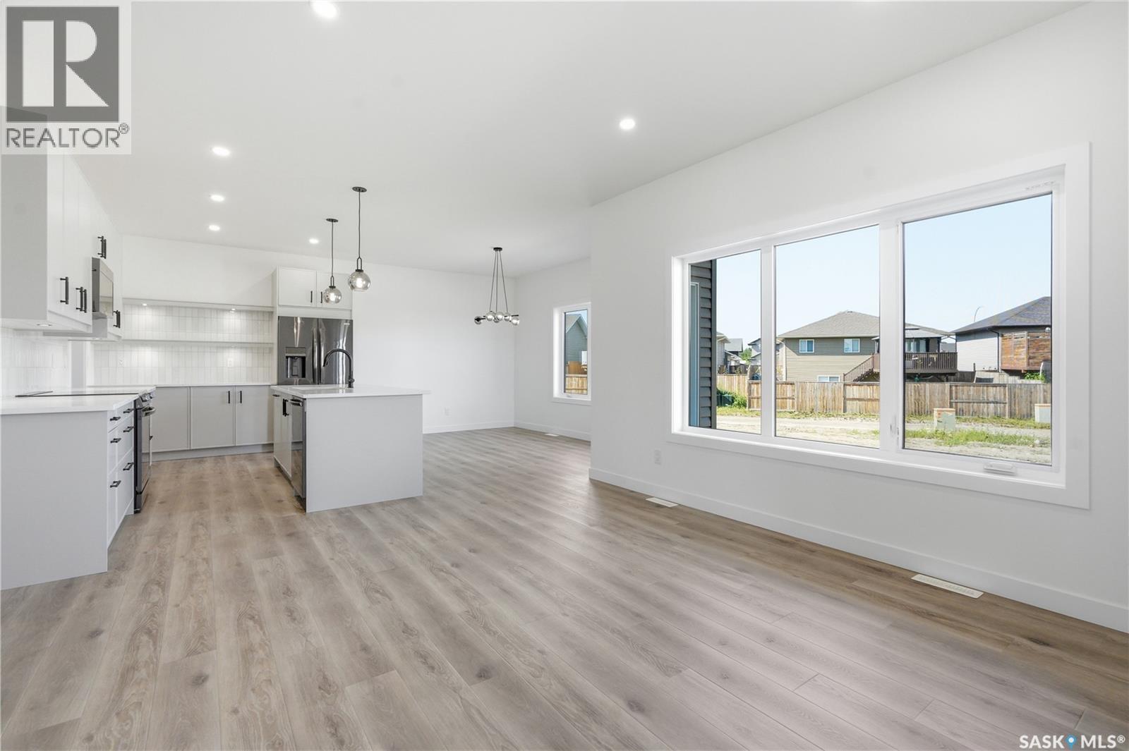 224 Froese CRESCENT - 24
