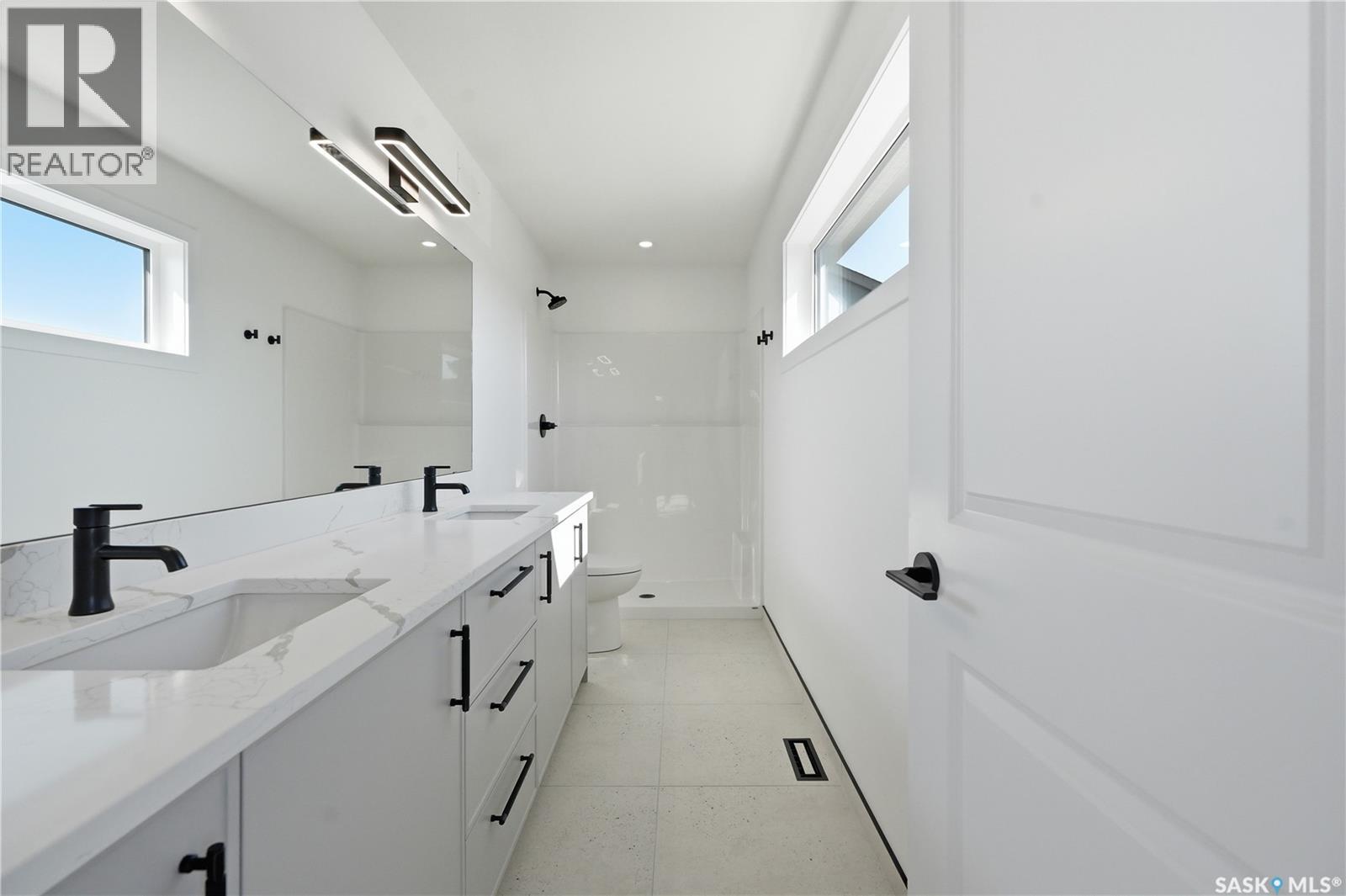 224 Froese CRESCENT - 33