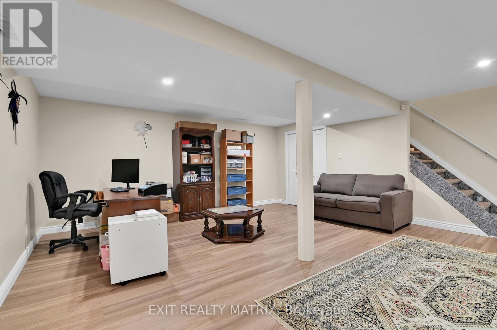 5544 BRIDLEWOOD COURT - Image 24