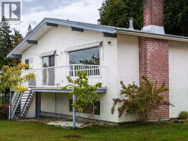 3571 MACKENZIE AVE - Image 9