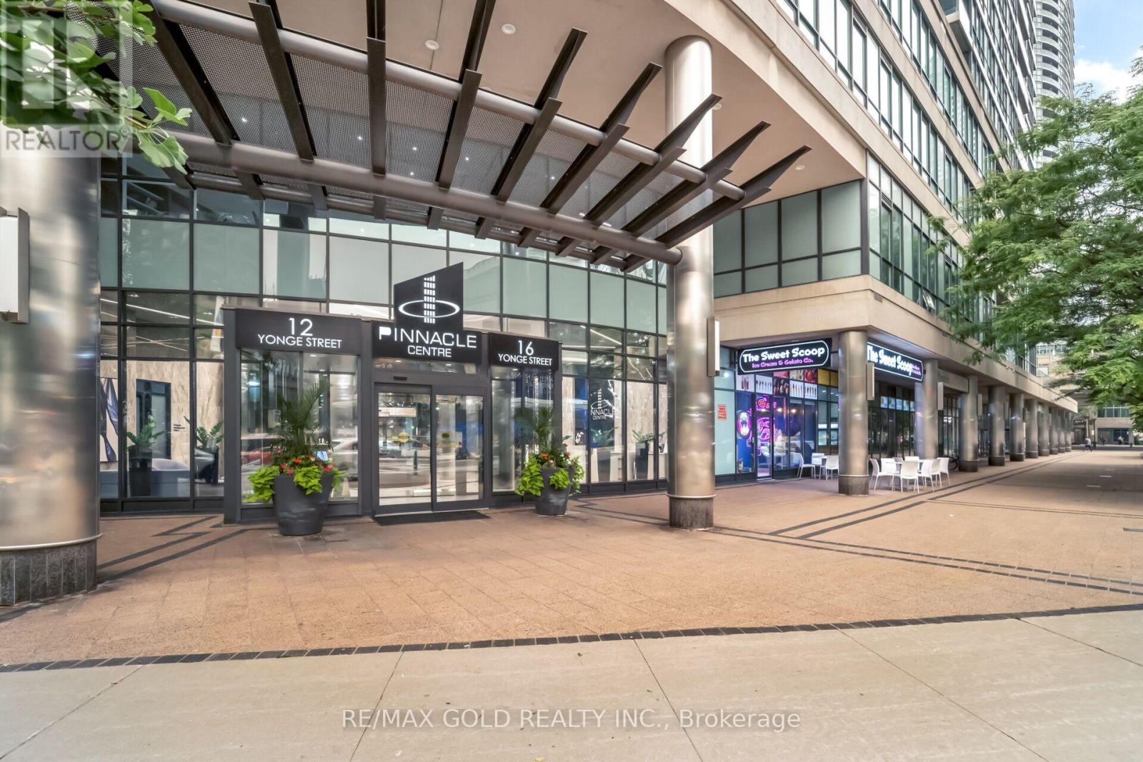 #1808 16 YONGE STREET - 4