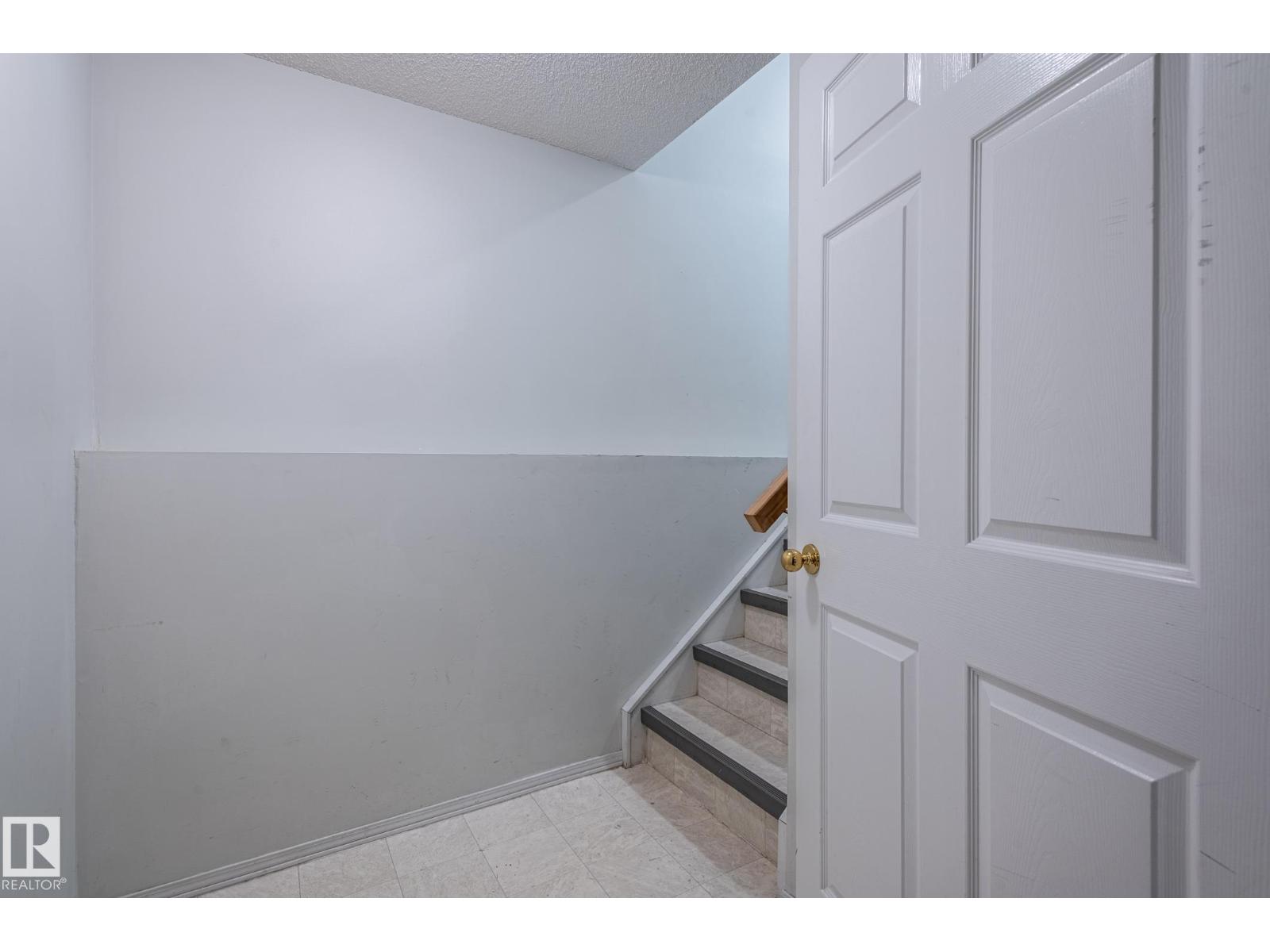 11515 125 ST NW - 45