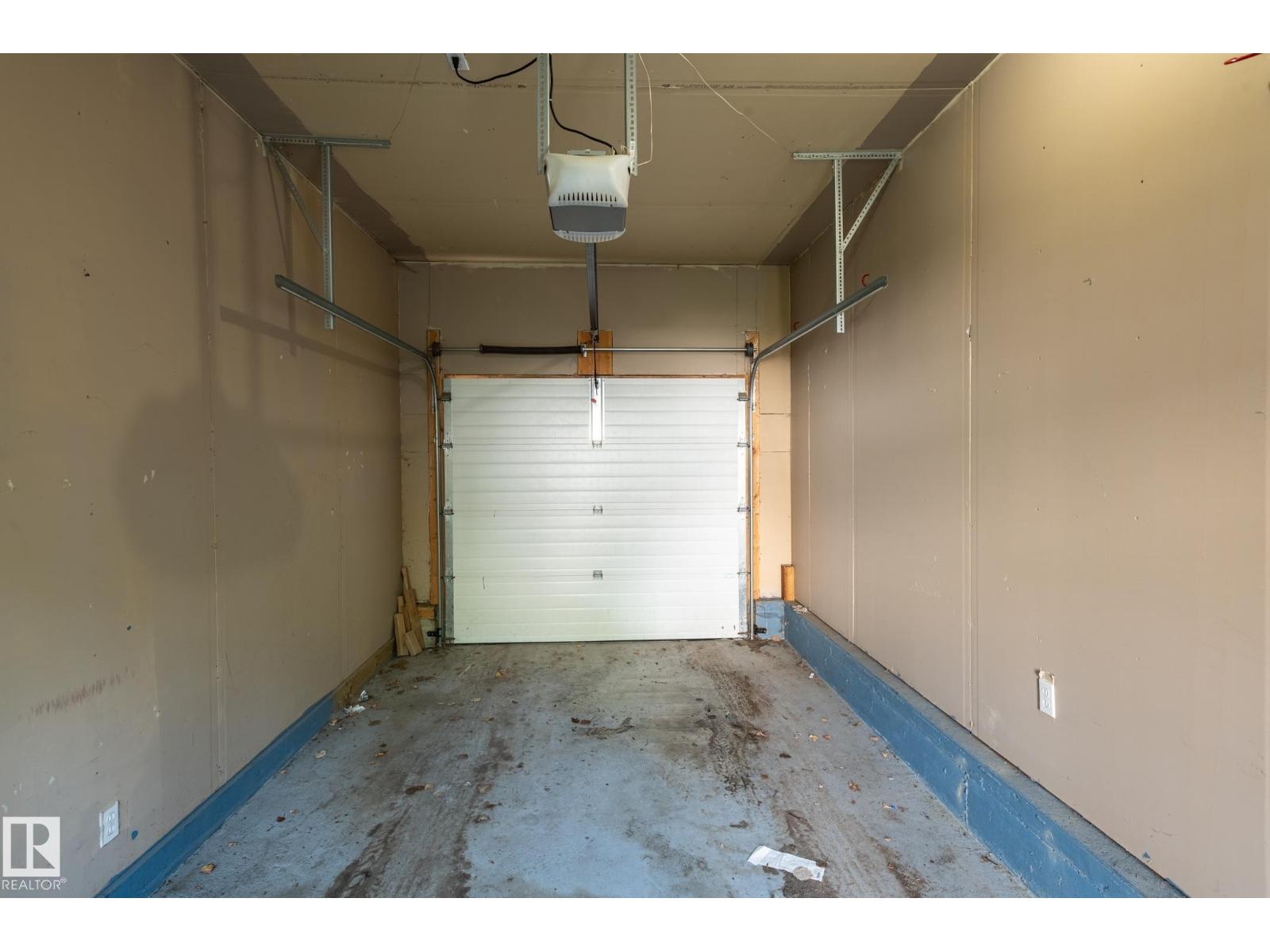 11515 125 ST NW - 55