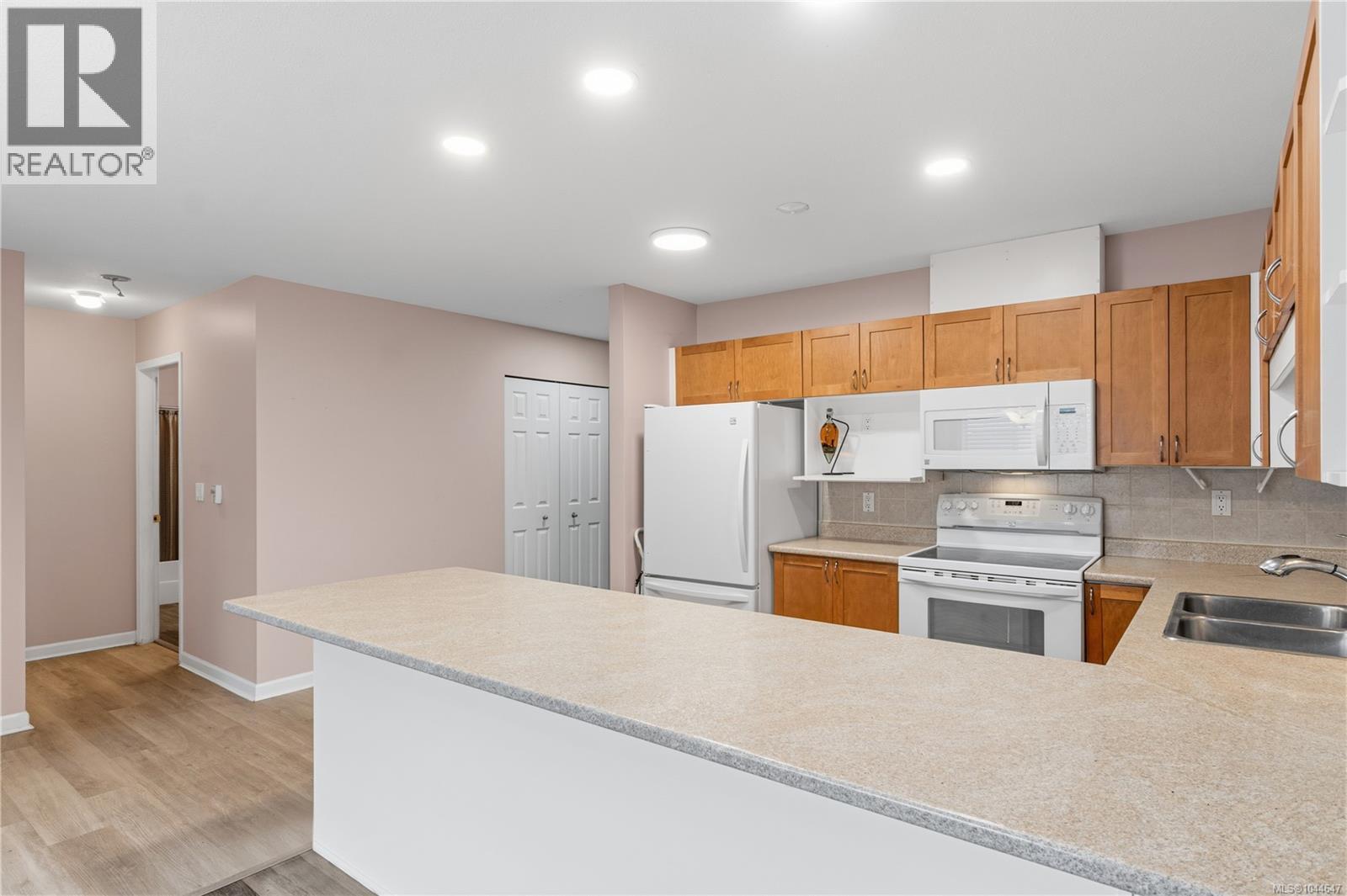 #38 454 Morison Ave - Image 17