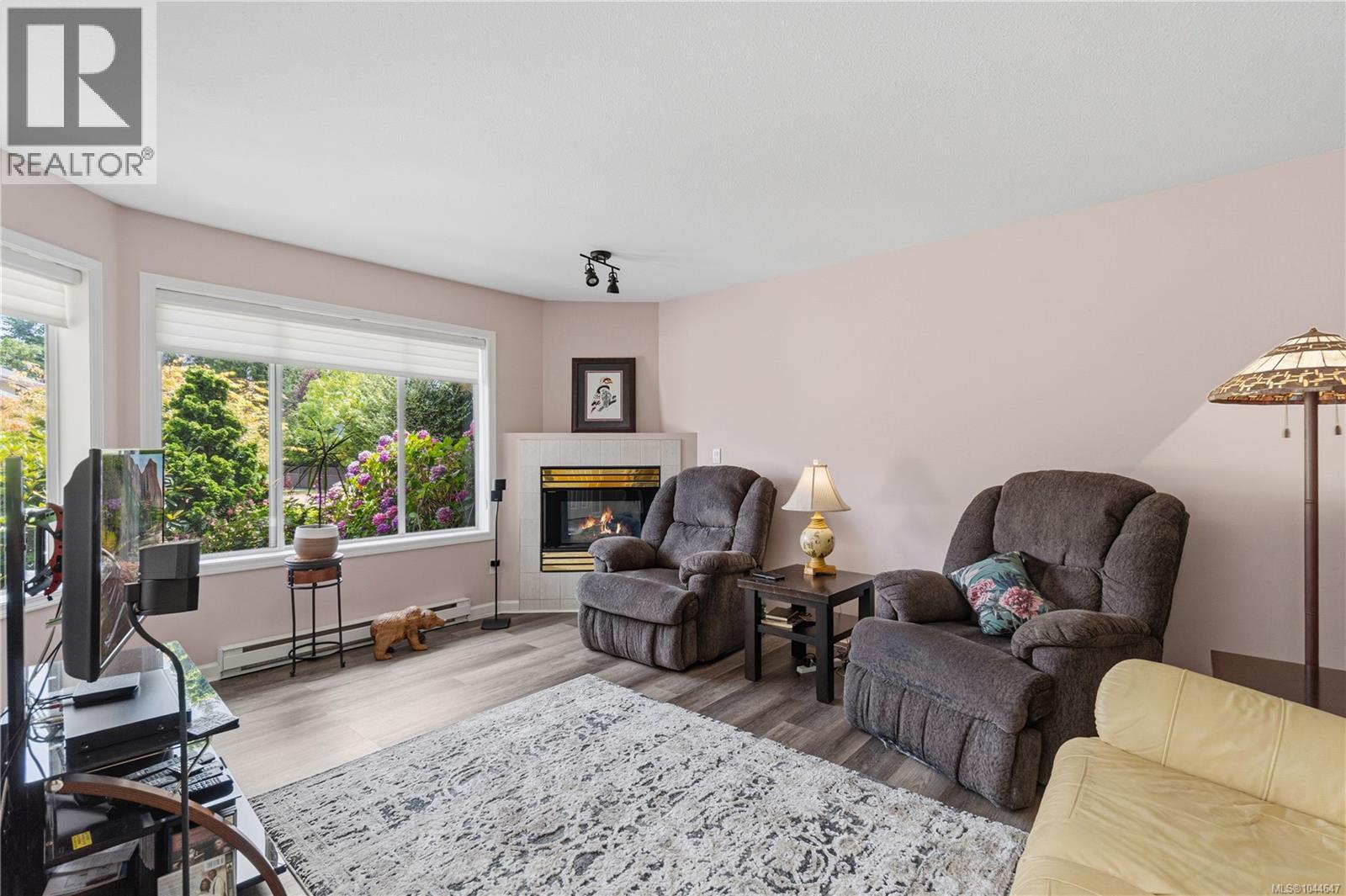 #38 454 Morison Ave - 19